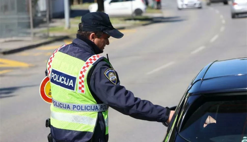 Policija, akcija, kontrola, ilustracija