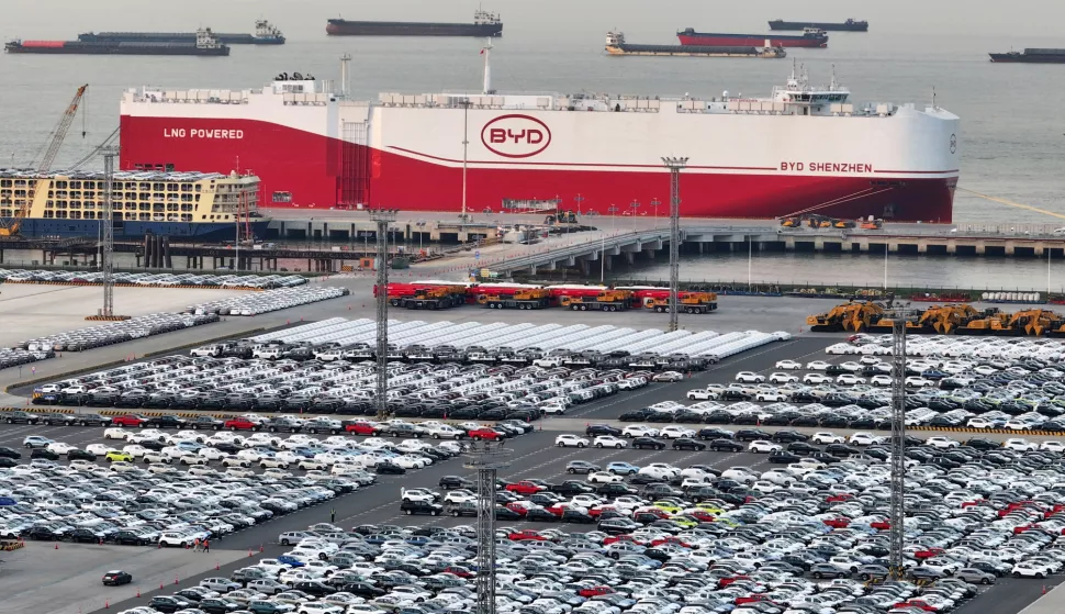 epa12059962 The brand new BYD Shenzhen ro-ro (roll-on/roll-off) ship, with 9,200 standard car parking slots, prepares for her maiden voyage to Brazil, after being loaded with over 7,000 BYD electric cars in Taicang City, Jiangsu Province, China, 27 April 2025 (issued 28 April 2025). BYD Shenzhen, powered by the latest technologies, is the world's largest ro-ro ship ever built. EPA/JI HAIXIN CHINA OUT