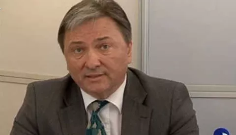 MAGAZIN MLADEN NAKIC ZAGREBCroRIS - Osobe