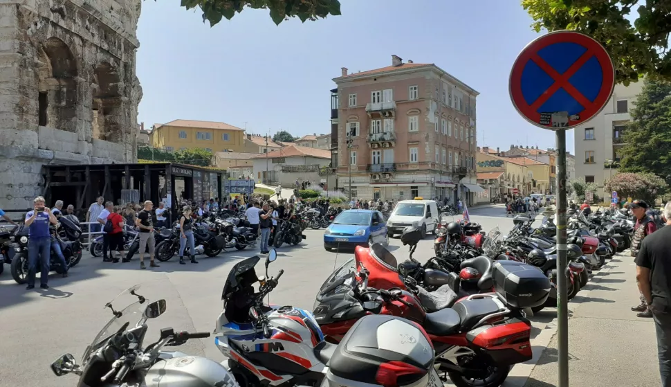 Harley Davidson Rally u Istri