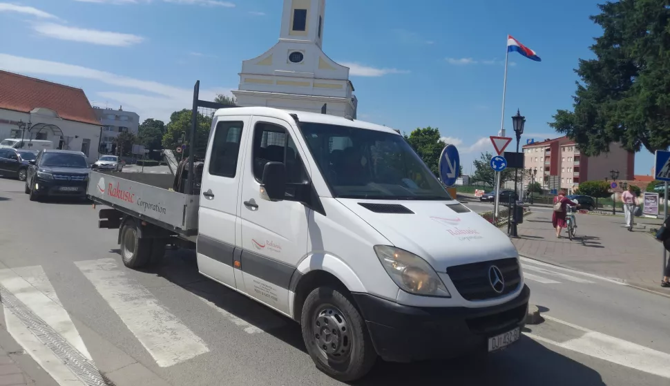 Ilustracija za tekst o prezaduženimaĐakovo