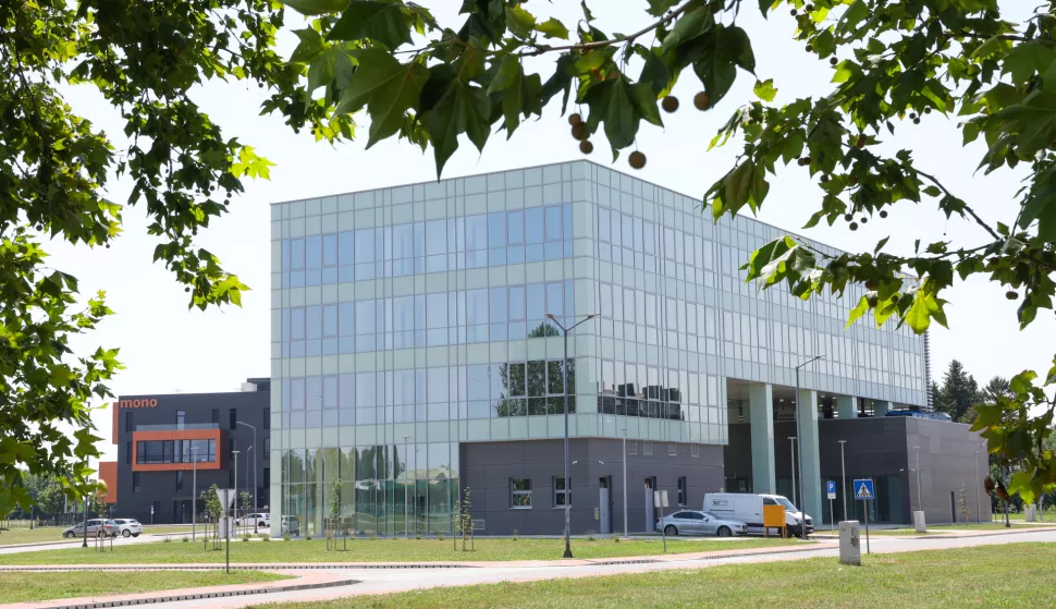 BIRAMO NAJBOLJI PROJEKT IT CENTAR