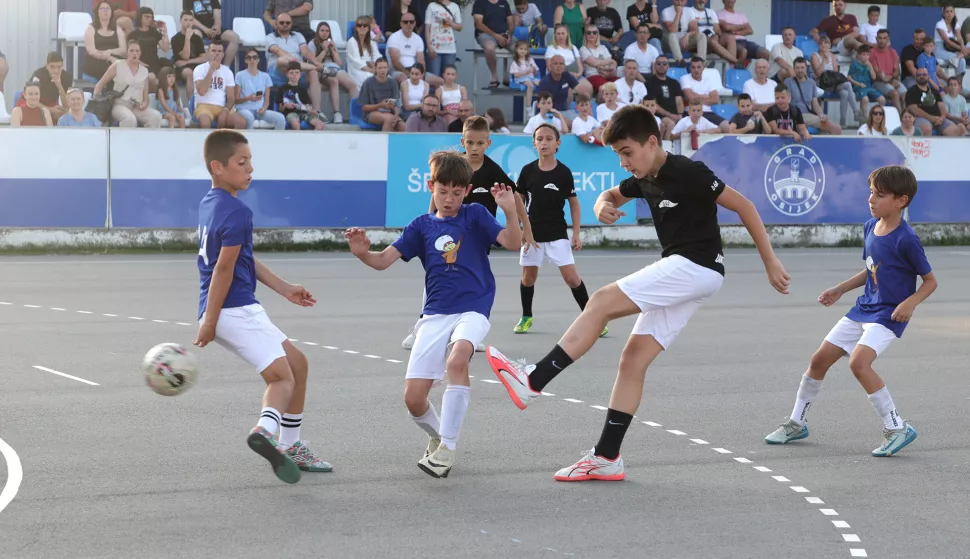 Osijek, 18. 06. 2025., Olimpija, tri kornera penal, malonogometni turnir, DGO Crni - Atomski mravi SNIMIO BRUNO JOBST