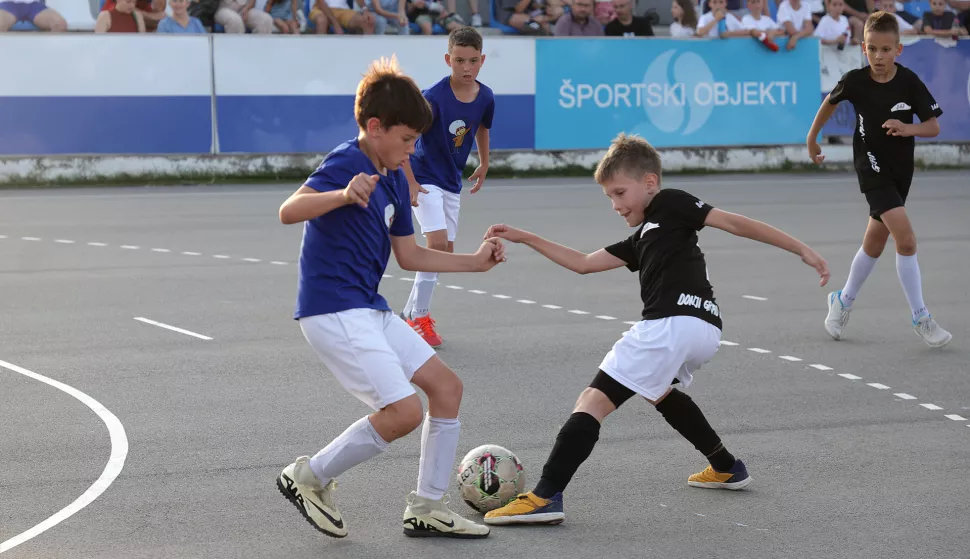 Osijek, 18. 06. 2025., Olimpija, tri kornera penal, malonogometni turnir, DGO Crni - Atomski mravi SNIMIO BRUNO JOBST