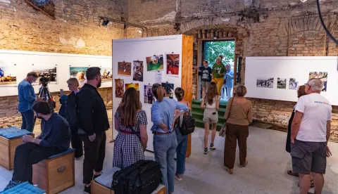 Izložba &ldquo;Vinkovačke plesne memorije&rdquo; u Galeriji fotografije Meraja