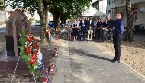 sarvaš, 23 lipnja 2023, 17,00 sati, dan mo sarvaš, vijenci i svečana sjednica vijeća mo sarvaš, novinar vesna latinovićsnimio zdenko pušić