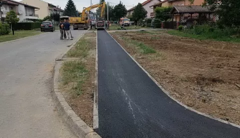SLAVONSKI BROD - Završena je izgradnja nove pješačke staze na istočnoj strani Baranjske ulicelipanj 2025.