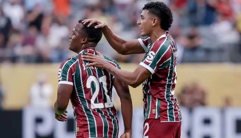epa12190176 Jhon Arias (L) celebrates with Gabriel Fuentes (R) of Fluminense after making a free kick goal against Ulsan HD during the FIFA Club World Cup 2025 match between Fluminense and Ulsan HD in East Rutherford, New Jersey, USA, 21 June 2025. EPA/SARAH YENESEL