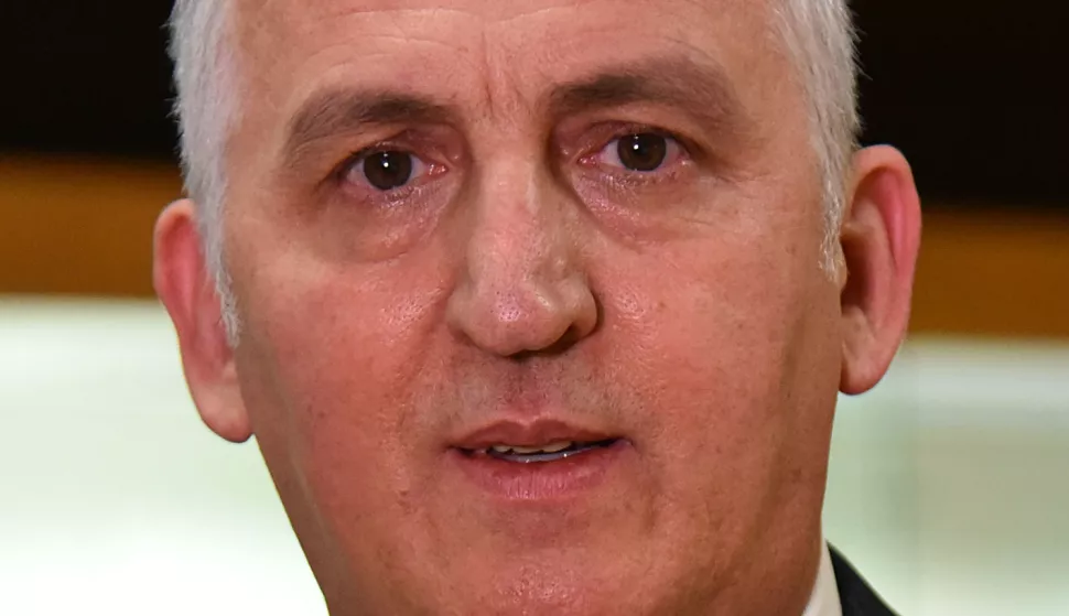 kultura...vinkovci...22.11.2021.gradski muzej vinkovci; obiljezena 40. obljetnica osnutka ogranka drustva hrvatskih knjizevnika slavonsko baranjsko srijemskoga; na fotki - mirko curic; foto Gordan Panić