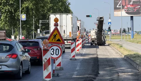 Osijek, 25. 06. 2025., Ulica sv. Leopolda Mandića, Čepinska, skretanje, Avenue mall, radovi, asfalt, kolnikSNIMIO BRUNO JOBST