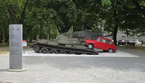 Crveni fico osijek 27. 6. 2025.IlustracijaMario Mihaljevic