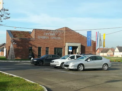 Zgrada općinske uprave u Babinoj Gredisnimila Marija Lešić Omerović