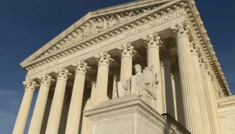 epa08878238 The US Supreme Court in Washington, DC, USA, 11 December 2020. One hundred twenty-six House Republicans, including House Minority Leader Kevin McCarthy, and eighteen US state attorneys general support the effort of Texas in attempting to have the Supreme Court invalidate the presidential election results in Georgia, Pennsylvania, Michigan, and Wisconsin. Twenty-two Democratic-led states and territories support the battleground states. EPA/MICHAEL REYNOLDS