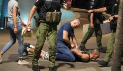 28, June, 2025, Belgrade - After the student protest "See you on Vidovdan", there was a clash between citizens and police in the Boulevard and Slavija, demonstrators were arrested, flares, cannon shots and tear gas were thrown. Photo: Antonio Ahel/ATAImages28, jun, 2025, Beograd - Nakon studentskog protest "Vidimo se na Vidovdan" doslo je do sukoba gradjana i policije u Bulevaru i na Slaviji, doslo je do hapsenja demonstranata, bacane su baklje, topovski udari i suzavac. Photo: Antonio Ahel/ATAImages Photo: Antonio Ahel/AtaImages/PIXSELL