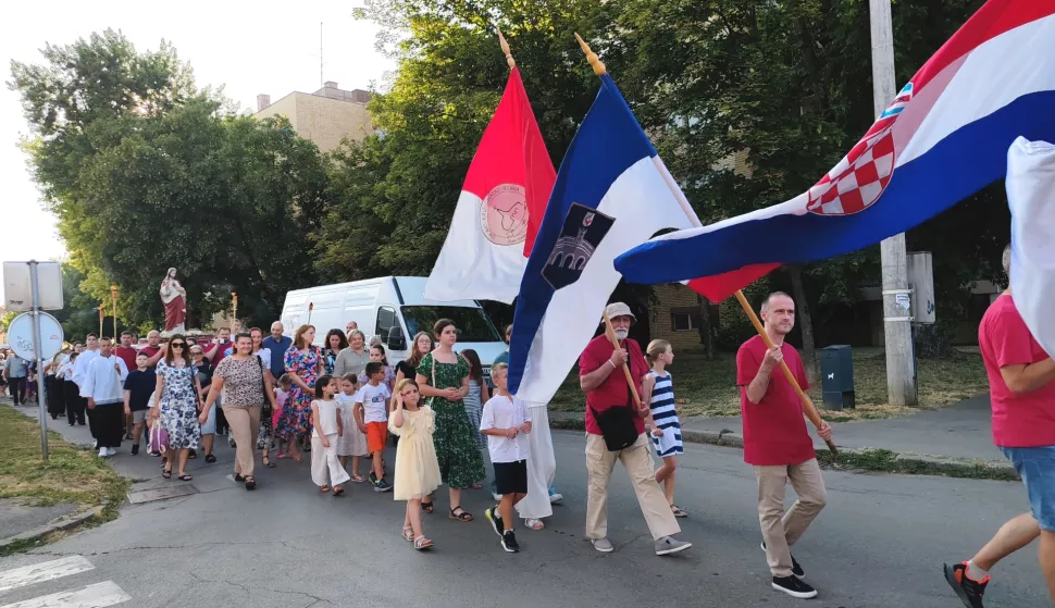 Procesija u Retfali