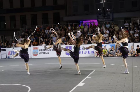 Ljubljančani najbolje haklali u nadahnjujućoj atmosferi osječke noći