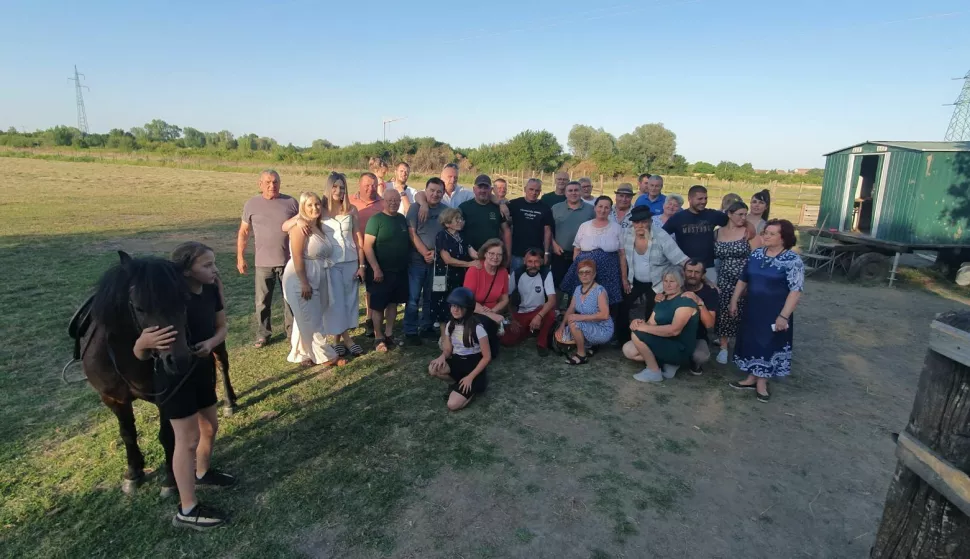 Konjički klub Ernestinovo