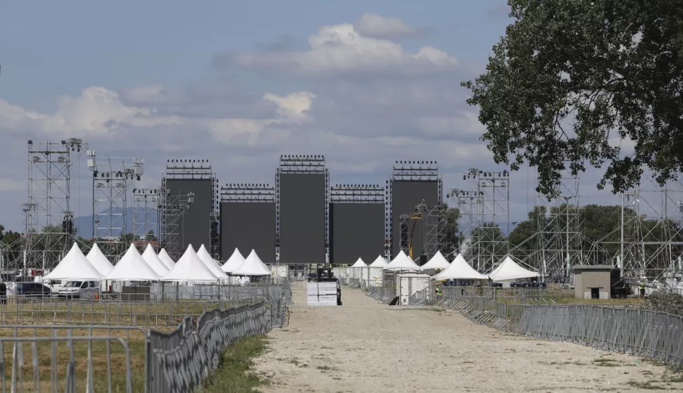 Zagreb, 28.06.2025. - Obilazak koncertnog prostora na Hipodromu s organizatorima koncerta Marka Perkovića Thompsona. foto HINA/ Lana SLIVAR DOMINIĆ/ lsd