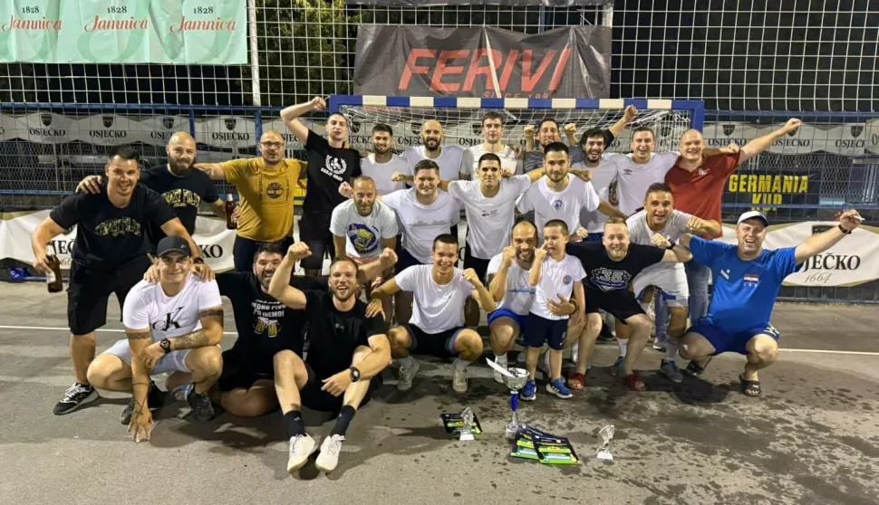 Momčad DGO-a i ove godine slavila je na Tri kornera penal uz Osječko