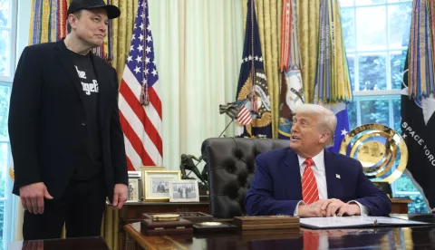epa12145877 US President Donald Trump (R) and Elon Musk attend a press conference in the Oval Office at the White House in Washington, DC, USA, 30 May 2025. EPA/FRANCIS CHUNG/POOL