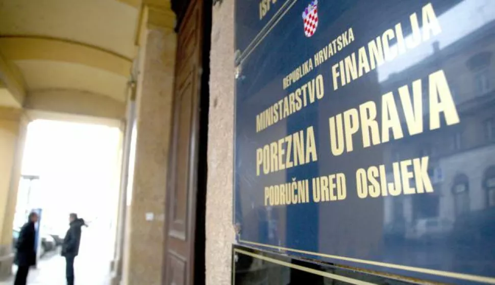 snimio Davor KIBEL,Osijek, 24.01.2014. upanijska 4, porezna uprava