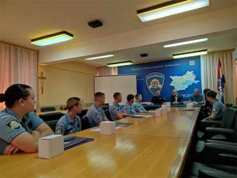 Novi zaposlenici PU osječko-baranjske