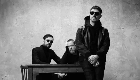 Mumford &amp; Sons "Rushmere": Nudi sve ono dobro po čemu je grupa poznata