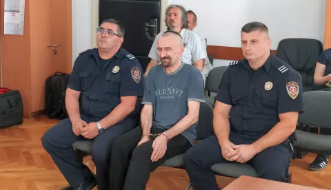 Bjelovar, 03.07.2025. - Na Županijskom sudu u Bjelovaru danas u 10 sati počelo je završno ročište na kojemu će biti donesena i objavljena nepravomoćna presuda Krešimiru Pahokiju (52), optuženom za šesterostruko ubojstvo u Domu za starije "Vianey" u Daruvaru. Izricanje presude očekuje se oko 14 sati. Na fotografiji Krešimir Pahoki. foto HINA/ Igor KOKORUŠ/ tm