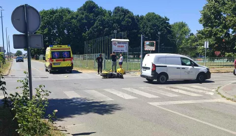 Dostavljač ozlijeđen u sudaru u Retfali