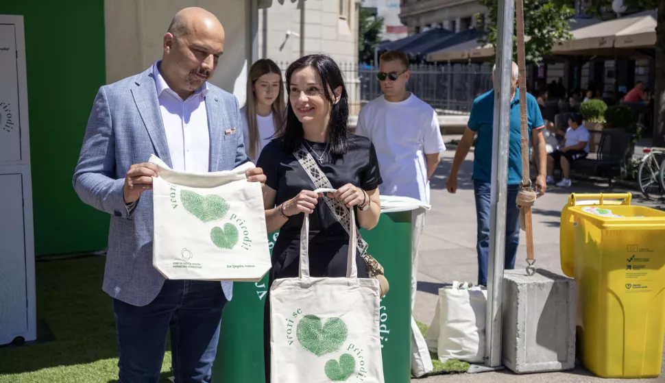 Vučković: Trebamo smanjiti potrošnju plastičnih vrećica. Trošimo ih 97 godišnje, cilj je - 40