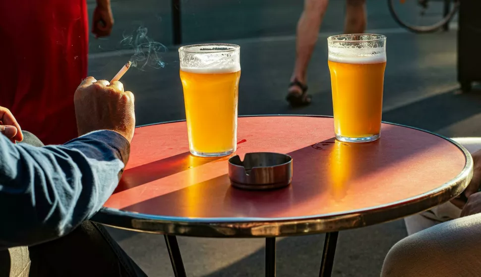 alkohol duhan cigareta pivo