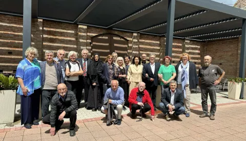 Pola stoljeća od kraja srednjoškolskog obrazovanjaDKČGimnazija Braća Ribar IV-1