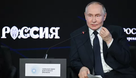 epa12212852 Russian President Vladimir Putin attends a plenary session of the 5th annual forum 'Strong Ideas for a New Time' hosted by the autonomous non-profit organization Agency for Strategic Initiatives to Promote New Projects (ASI) in Moscow, Russia, 03 July 2025. EPA/RAMIL SITDIKOV/KREMLIN/POOL MANDATORY CREDIT