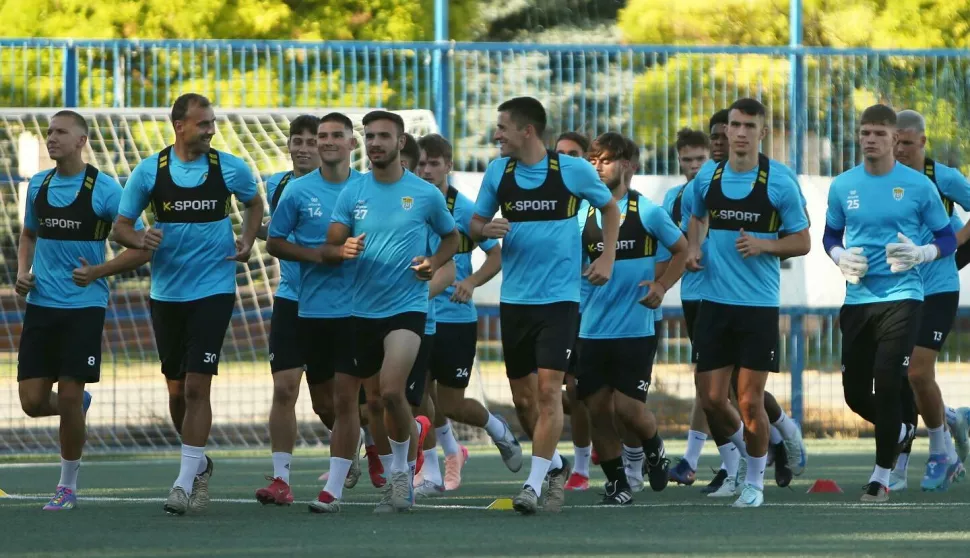 Nogometa&scaron;i BSK-a počeli su s pripremama za novo prvenstvoSRPANJ 2025FOTO: MATIJA VUKOVIĆ/BSK