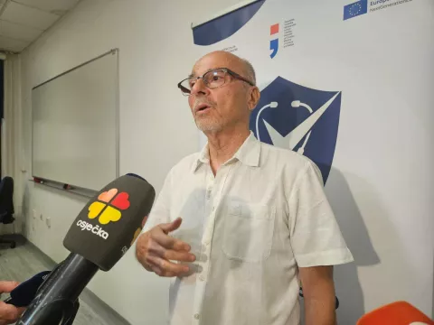 Liječnici, novinari i pacijenti zajedno protiv lažnih vijesti