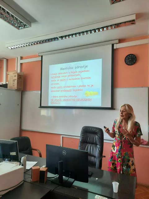 Umjetnu inteligenciju treba uvesti u kurikul svih strukovnih &scaron;kola