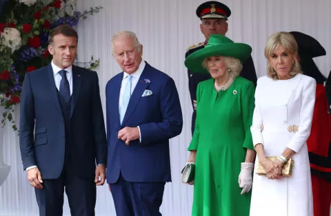 epaselect epa12224325 (L-R) French President Emmanuel Macron, Britain's King Charles III, Queen Camilla and Brigitte Macron attend a welcome ceremony in Windsor, Britain, 08 July 2025. French President Macron and his wife Brigitte are on a three-day state visit to Britain. EPA/ANDY RAIN