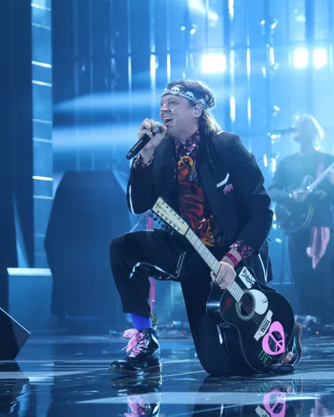 SNL50: THE HOMECOMING CONCERT -- Pictured: (l-r) Arcade Fire, St. Vincent, David Byrne perform on Friday, February 14, 2025 -- (Photo by Kevin Mazur/Peacock via Sipa USA) *** Press photos for editorial use only (excluding books or photo books). May not be relicensed or sold. Mandatory Credit *** Photo: Sipa USA/SIPA USA