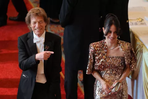 Mick Jagger of British rock band, The Rolling Stones (C-L) and his partner Melanie Hamrick attend a State Banquet at Windsor Castle, west of London, on July 8, 2025, on the first day of a three-day state visit of French President to Britain. - French President Emmanuel Macron began a three-day state visit to Britain on Tuesday, which saw him address parliament and try to rekindle a purportedly warm relationship with King Charles III. © Ludovic Marin/Pool/Bestimage Photo: Ludovic Marin/Pool/Bestimage/BESTIMAGE