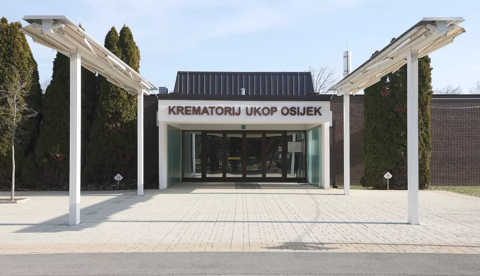 Osijek, 01. 02. 2024., Centralno groblje, UKOP, suncana elektrana, press, krematorijSNIMIO BRUNO JOBST