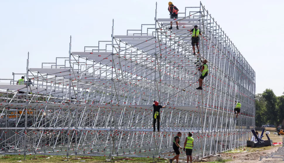Thompsonova pozornica još se uvijek rastavlja