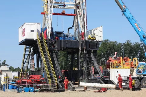ZAGREB, 11. srpnja 2025. (Hina) - Započelo je istraživanje geotermalnog potencijala na bušotini Osijek GT-1 (OsGT-1), drugoj po redu u sklopu projekta "Priprema i istraživanje geotermalnog potencijala u kontekstu centraliziranog grijanja", priopćila je u petak Agencija za ugljikovodike. 