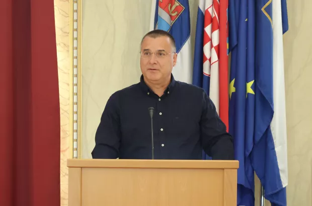Osijek, 10. 07. 2025., Županijska 4, Velika vijećnica, sastanak, koordinacija, gradonačelnici, načelnici, županica, Krunoslav &Scaron;ego - ravnatelj KBC OsijekSNIMIO BRUNO JOBST