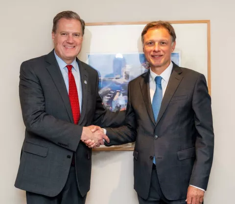 U okviru 18. konferencije Dubrovnik Forum predsjednik Hrvatskoga sabora Gordan Jandroković održao je bilateralni sastanak s izaslanstvom Zastupničkog doma Kongresa Sjedinjenih Američkih Država (SAD), predvođenim kongresnikom Michaelom Turnerom.