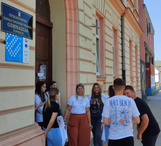 Gimnazijalci u Županji, srpanj 2024.snimila Marija Le&scaron;ić Omerović