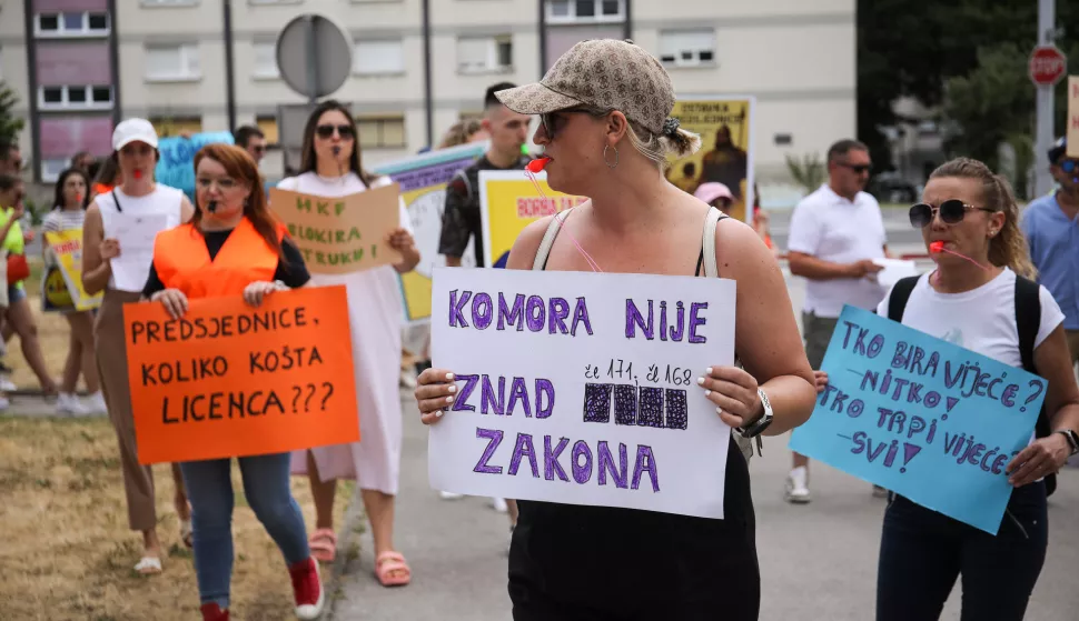 Nedavno su fizioterapeuti održali prosvjed protiv Hrvatske komore fizioterapeuta 