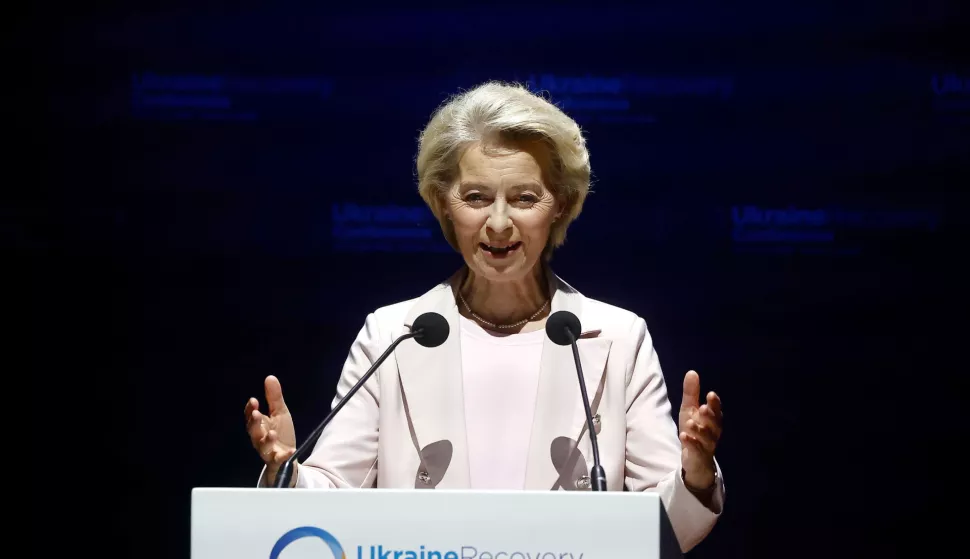 epa12228876 European Commission President Ursula von der Leyen speaks during the Ukraine Recovery Conference (URC) in Rome, Italy, 10 July 2025. EPA/VINCENZO LIVIERI
