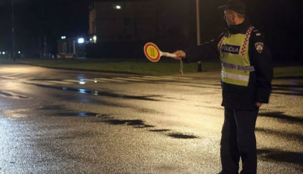 10.11.2013, Zagreb - U prometnoj patroli sa policajcima druge  prometne policije koja kontrolira vozace povodom Martinja. Photo: Luka Stanzl/PIXSELL