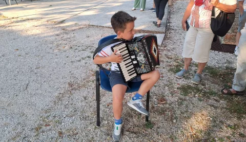 Najmlađem hamonika&scaron;u 7, najstarijem 92 godine