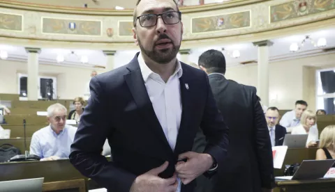 Zagreb, 15.07.2025. - 2. sjednica Gradske skupštine Grada Zagreba. Na fotografiji zagrebački gradonačelnik Tomislav Tomašević. foto HINA/ Lana SLIVAR DOMINIĆ/ lsd